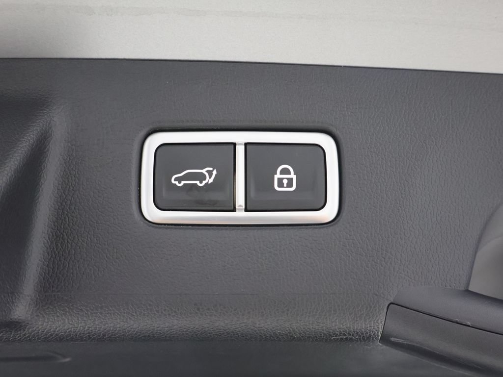 Used 2023 Kia Sorento EX AWD/4WD image 21