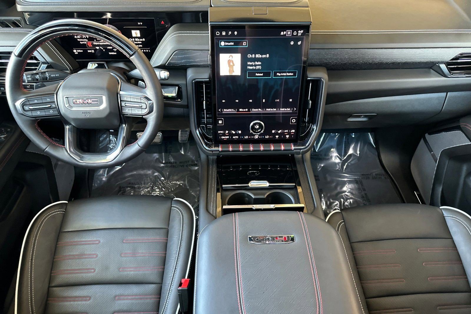 Used 2025 GMC Yukon XL AT4 Ultimate AWD/4WD image 19