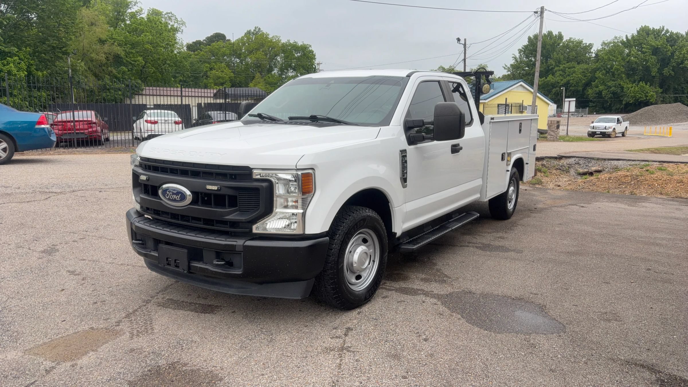 Used 2021 Ford F250 XL w/ Power Equipment Group RWD image 3
