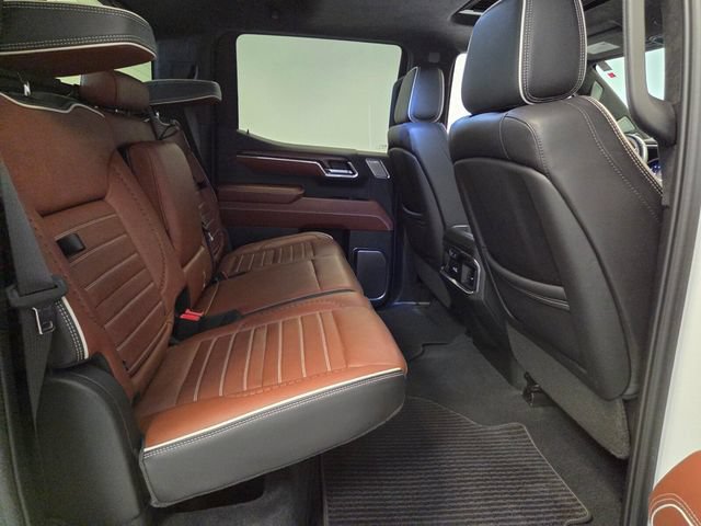 Used 2024 GMC Sierra 1500 Denali Ultimate AWD/4WD image 16