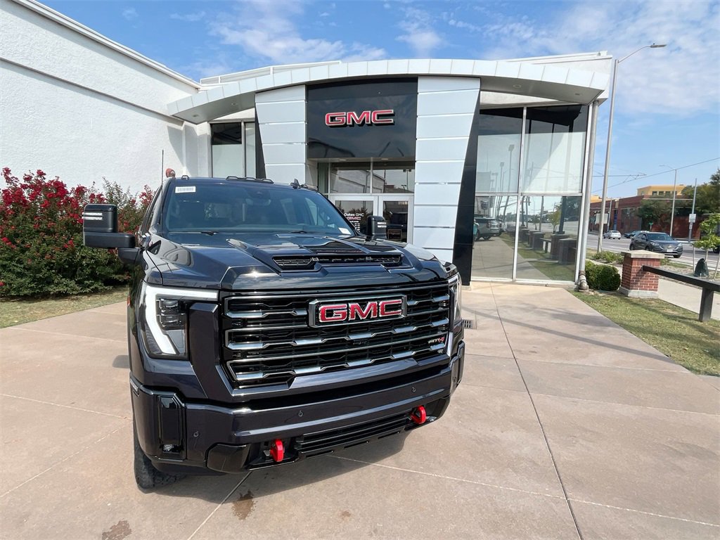 New 2026 GMC Sierra 2500 AT4 w/ AT4 Premium Plus Package image 8