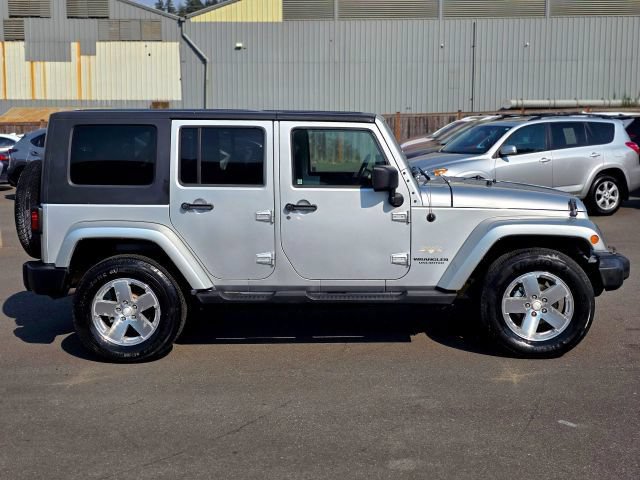 Used 2008 Jeep Wrangler Unlimited Sahara AWD/4WD image 13