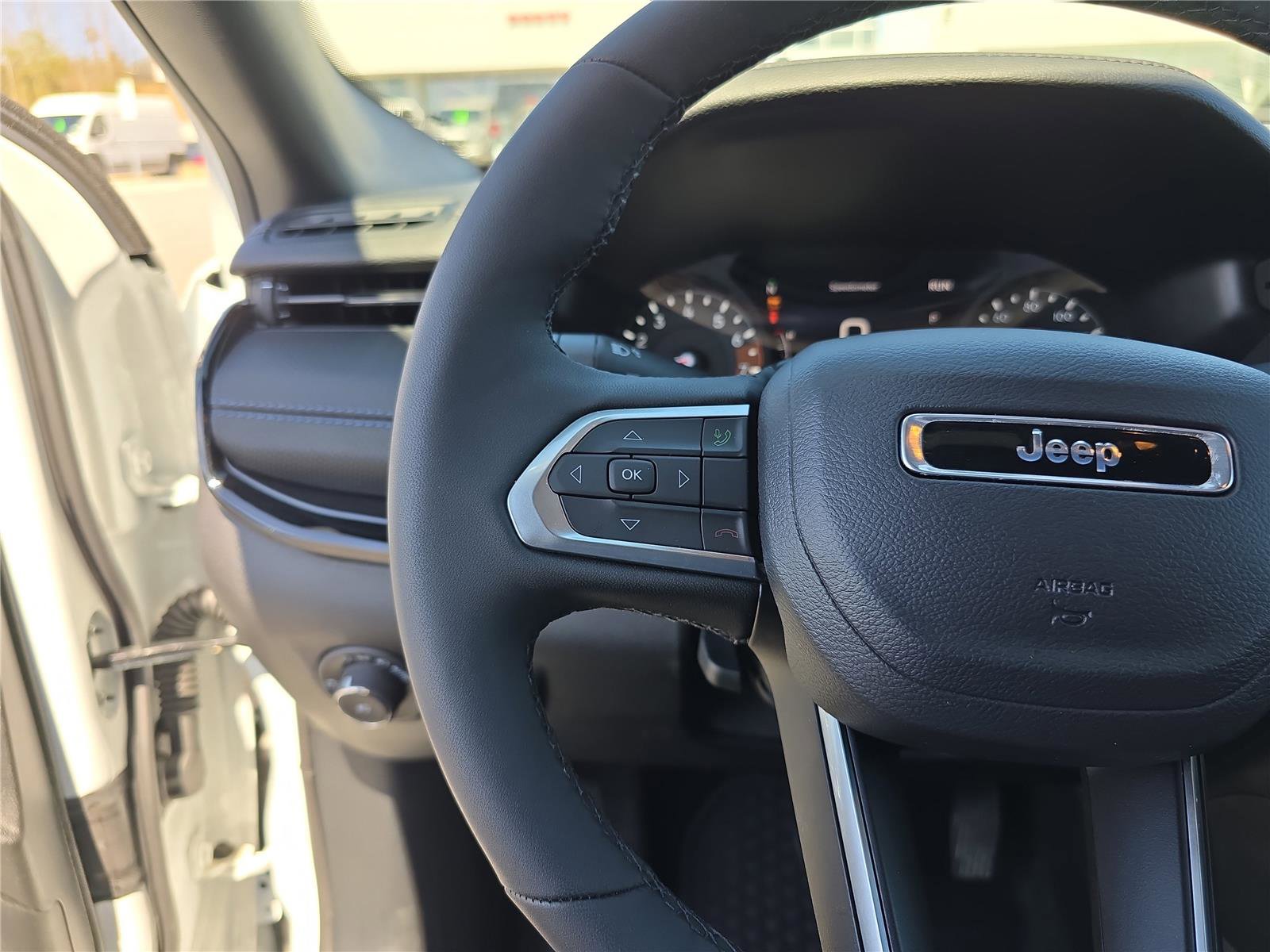 New 2026 Jeep Compass Latitude image 34