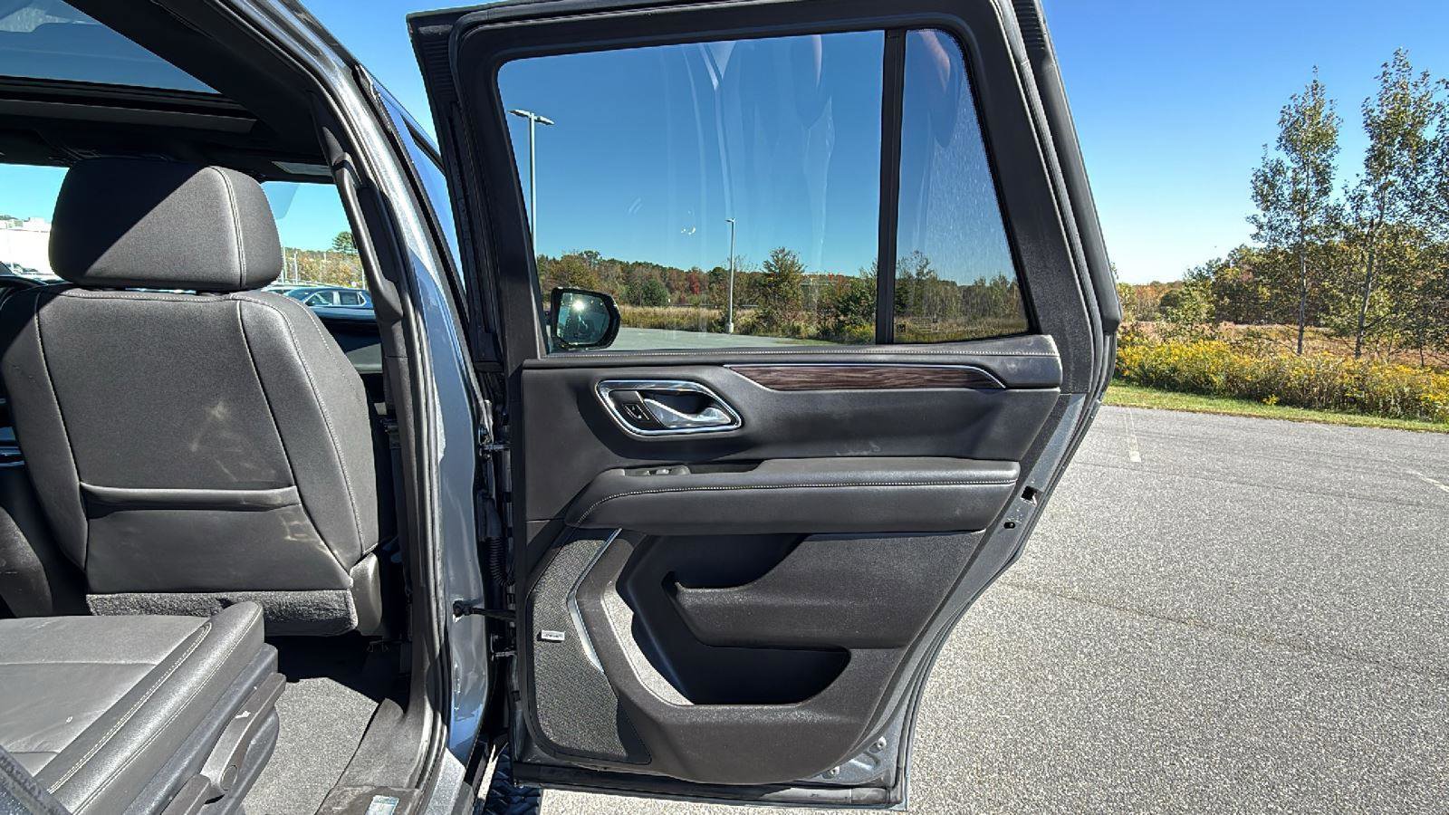 Used 2021 Chevrolet Tahoe Z71 image 20