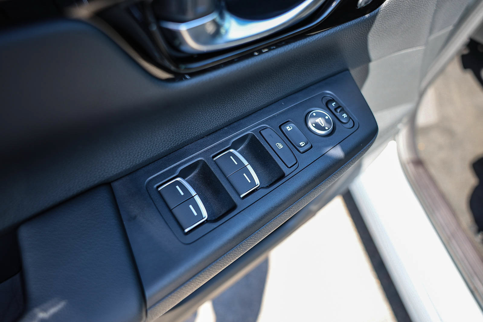 Certified 2026 Honda CR-V EX-L image 13
