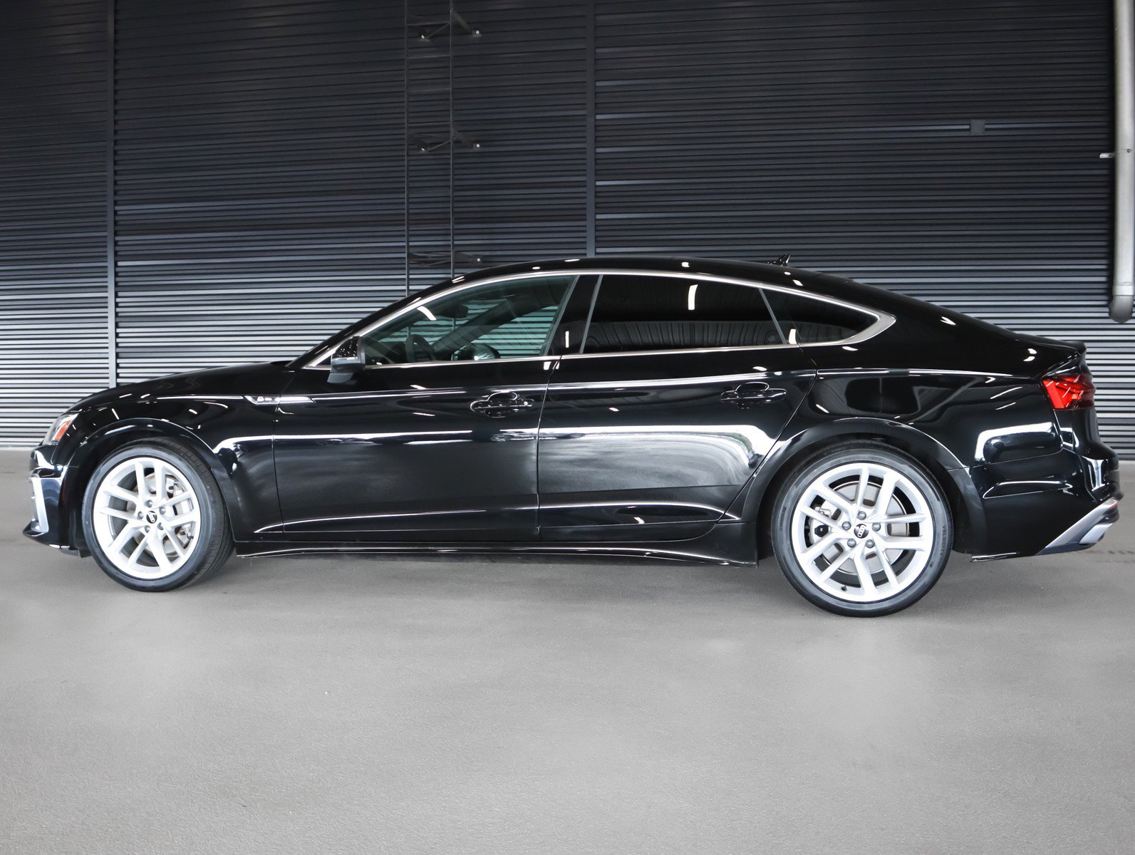 Used 2023 Audi A5 2.0T Premium Plus w/ Premium Plus image 14