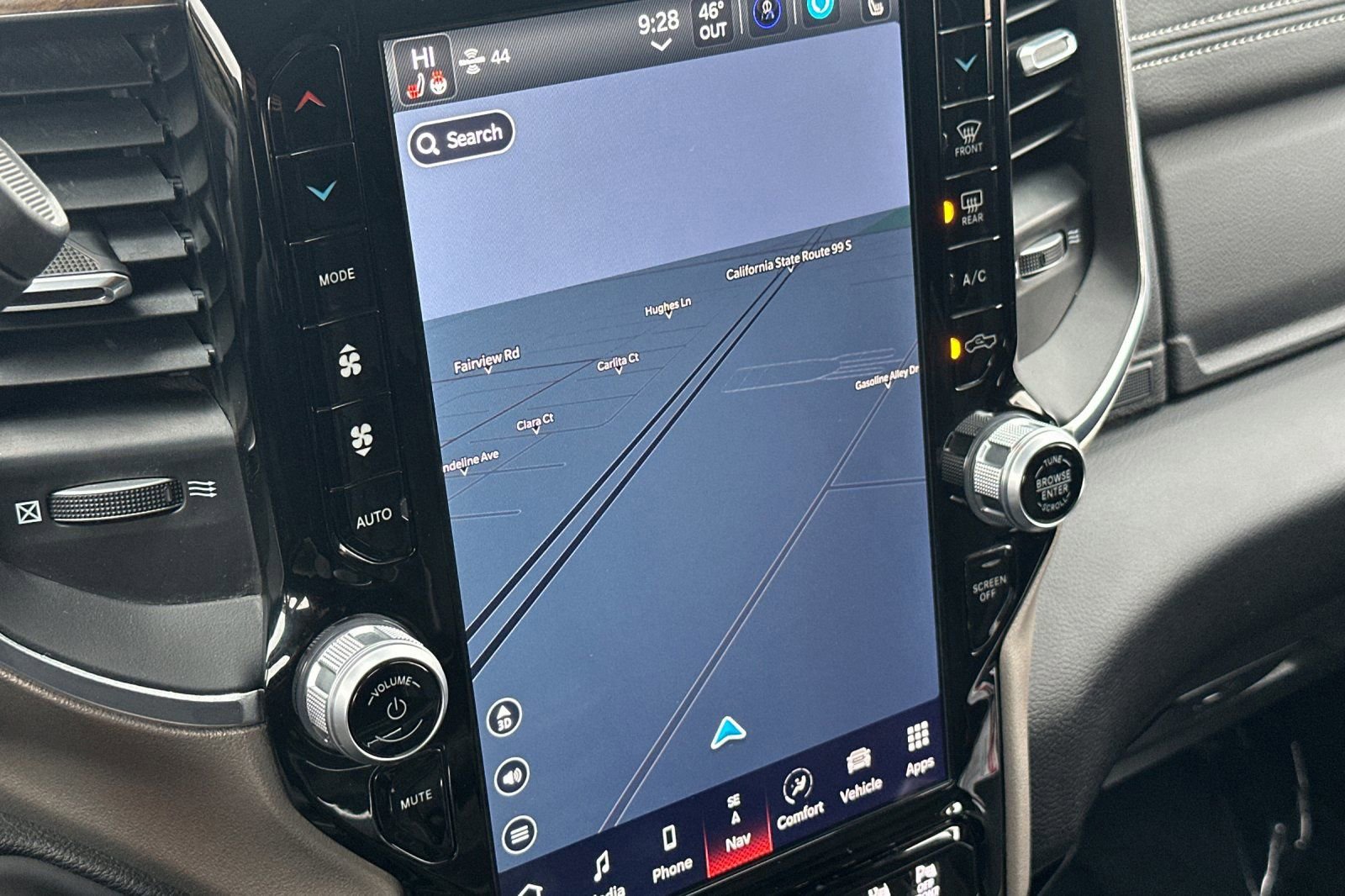 Used 2024 RAM 2500 Laramie image 19