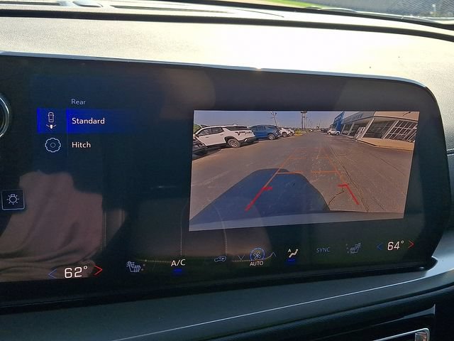 New 2026 Chevrolet Traverse LT w/ Midnight/Sport Edition FWD image 15