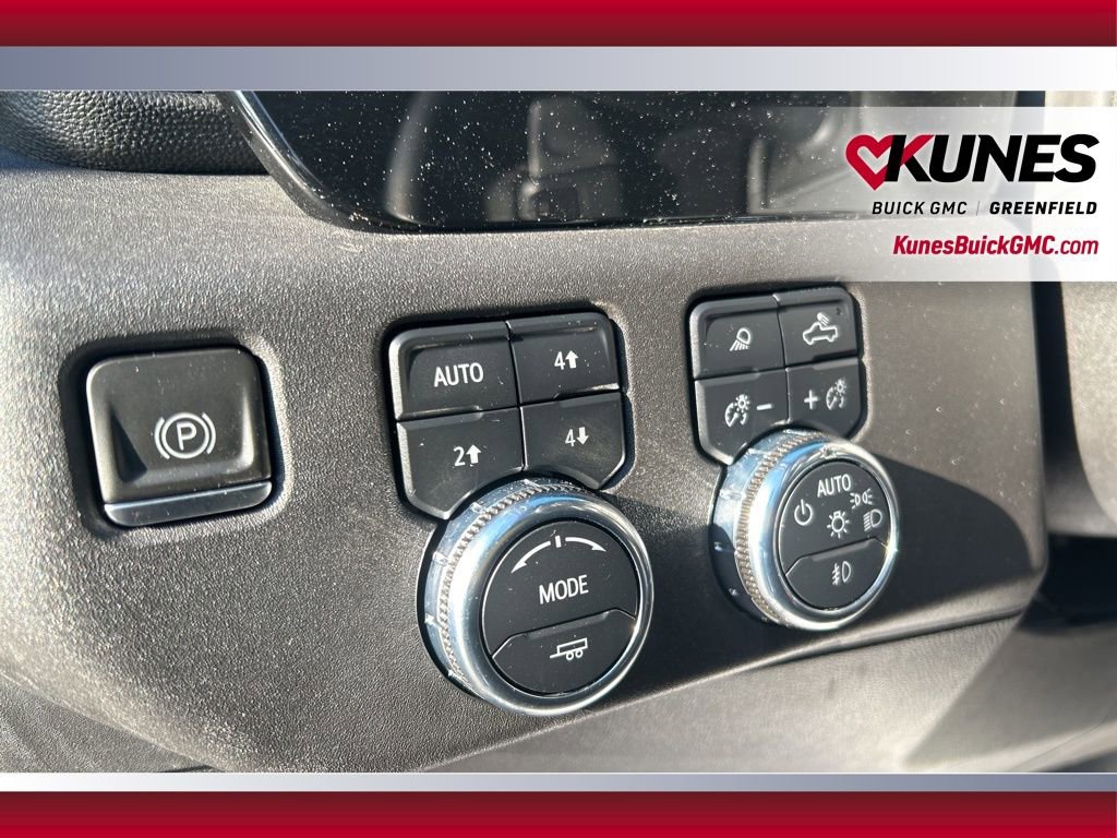 Used 2023 GMC Sierra 1500 SLT w/ SLT Premium Package image 28