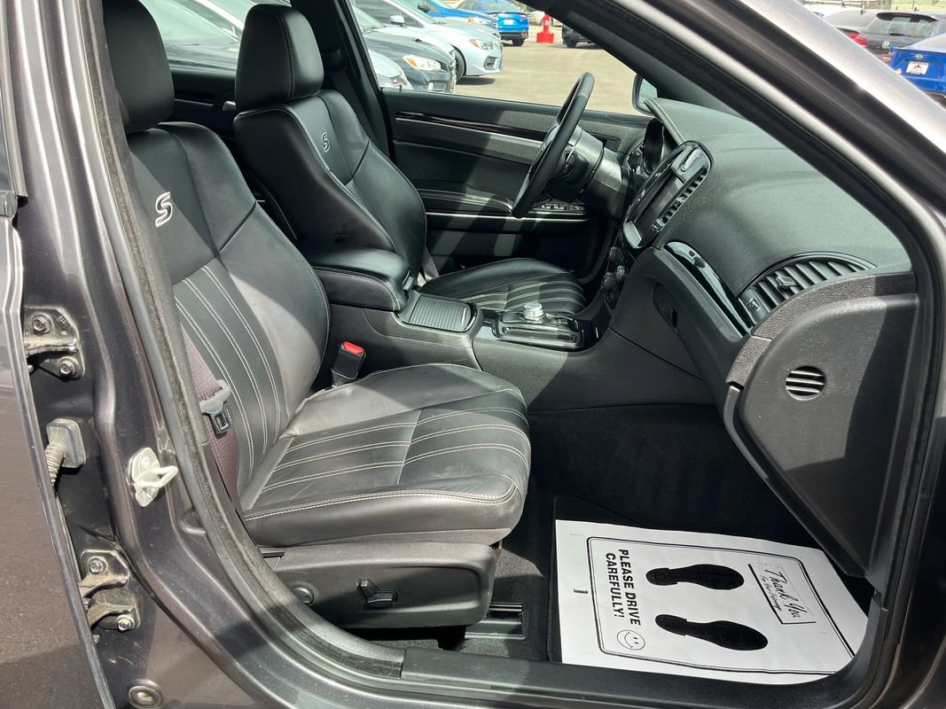 Used 2023 Chrysler 300 S image 11