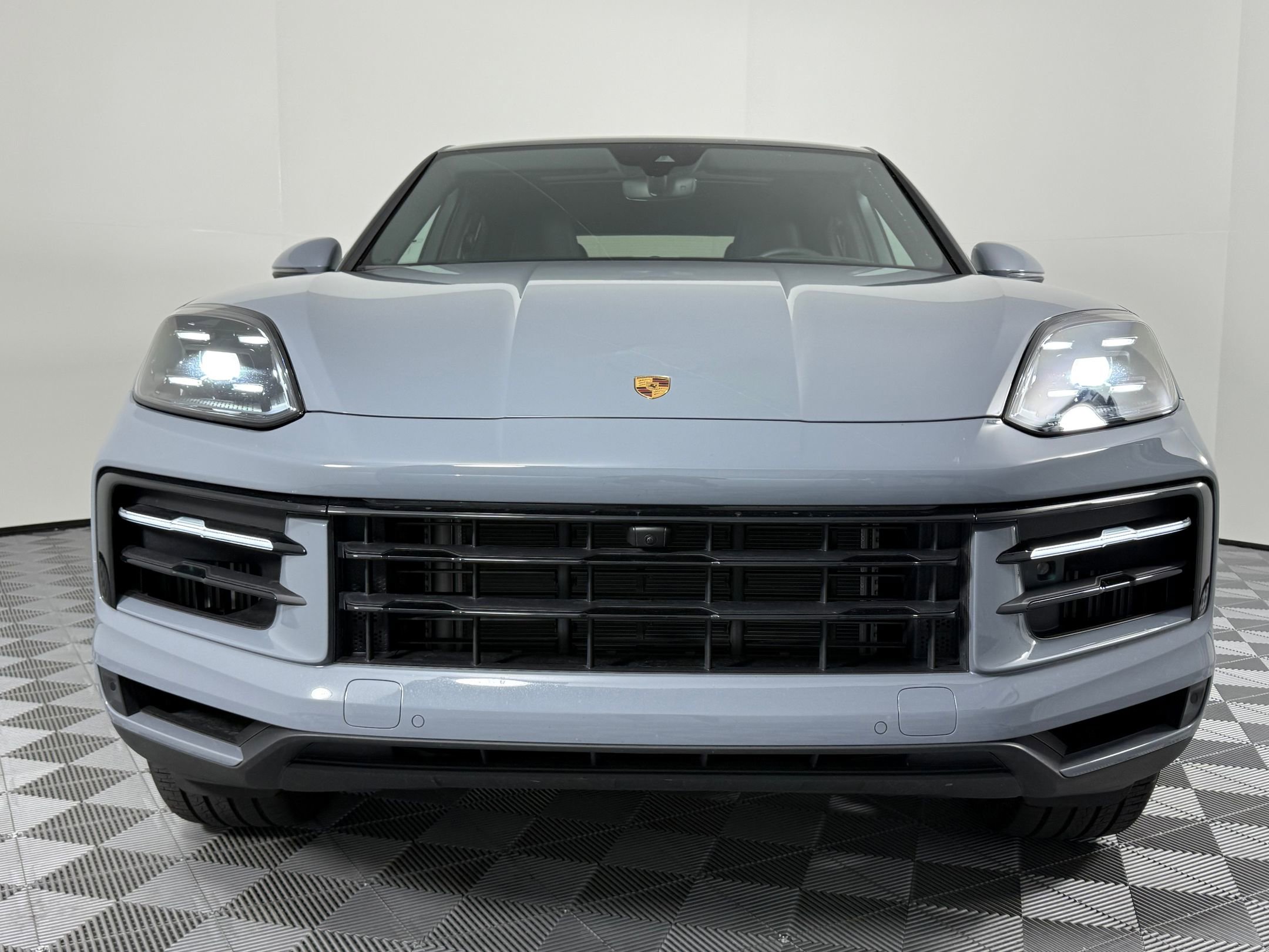 New 2026 Porsche Cayenne Coupe image 6
