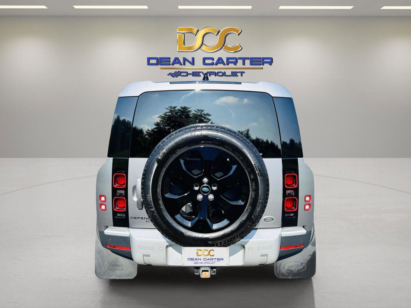 Used 2020 Land Rover Defender 110 HSE image 8