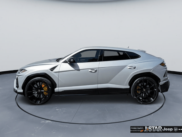 Used 2022 Lamborghini Urus AWD/4WD image 8