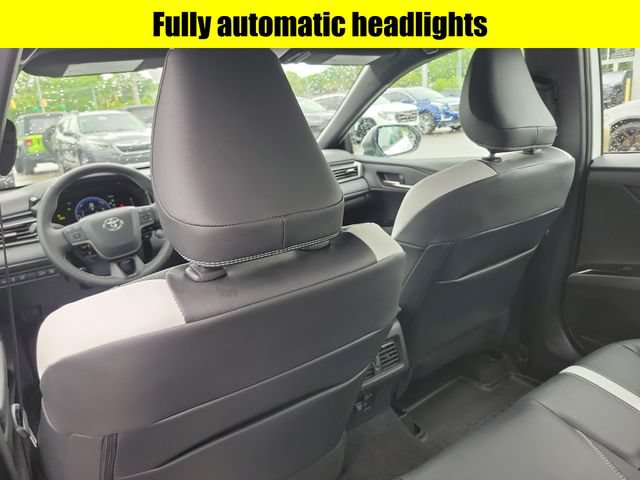 Used 2026 Toyota Camry SE FWD image 26