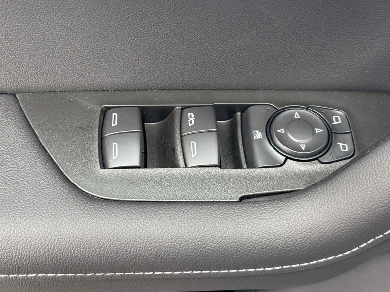 New 2026 Chevrolet Blazer LT w/ Convenience Package image 11