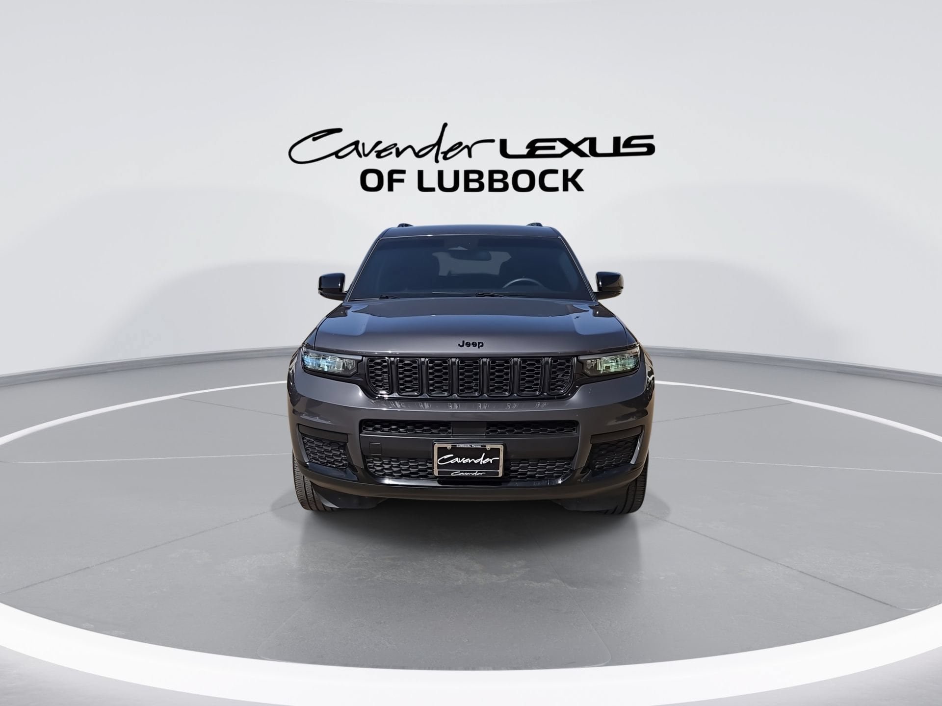 Used 2023 Jeep Grand Cherokee L Laredo AWD/4WD image 3