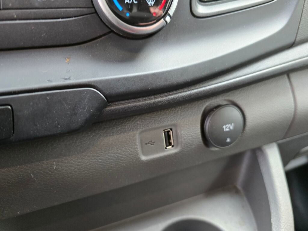 Used 2024 Ford Transit 250 Low Roof w/ Exterior Upgrade Package image 26