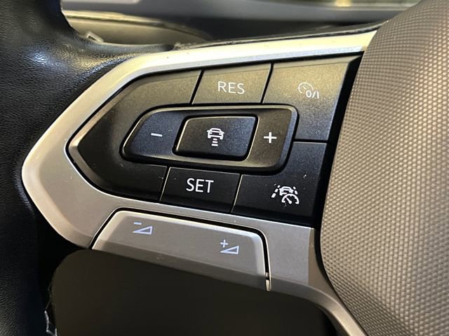 Certified 2023 Volkswagen Taos SE w/ Panoramic Sunroof Package FWD image 20
