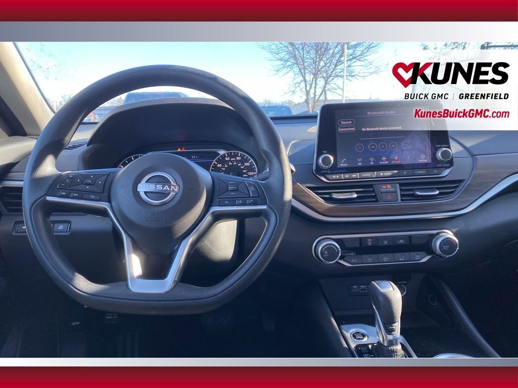 Used 2024 Nissan Altima 2.5 SV image 37