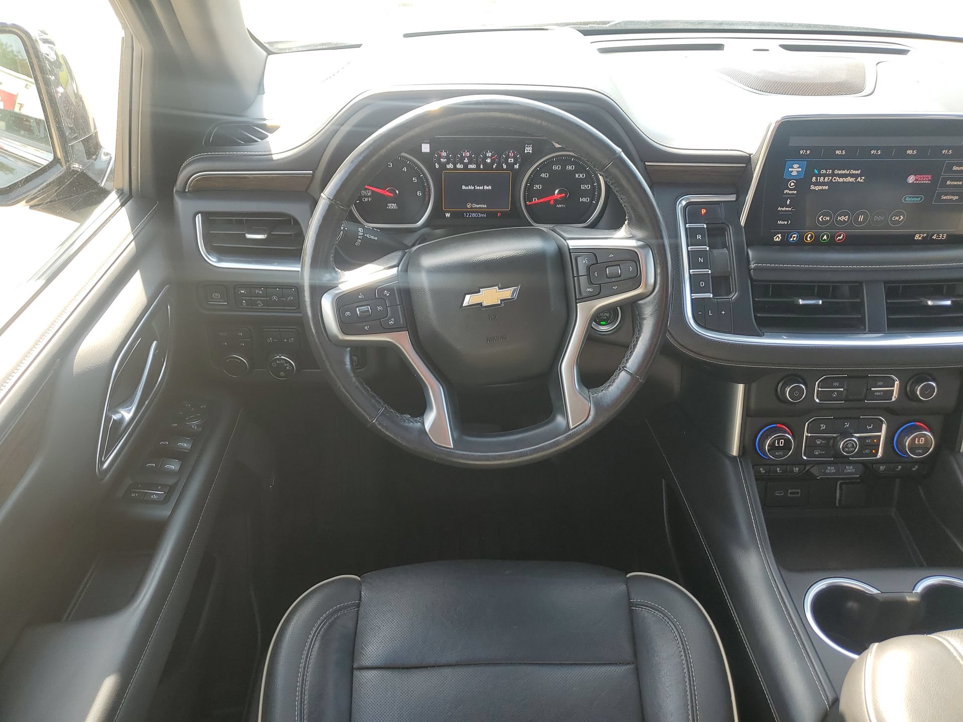 Used 2021 Chevrolet Suburban Premier w/ Premium Package AWD/4WD image 18