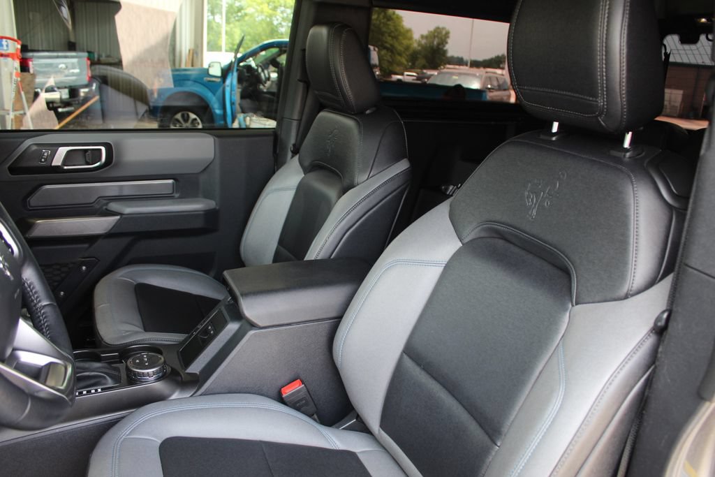 Used 2021 Ford Bronco Black Diamond AWD/4WD image 38