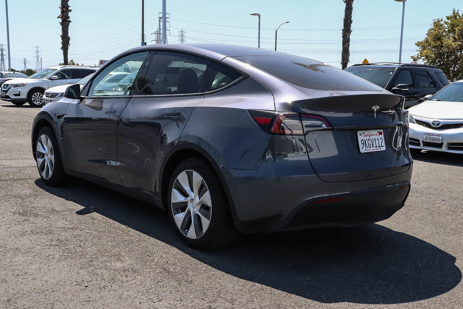 Used 2023 Tesla Model Y 2WD image 6