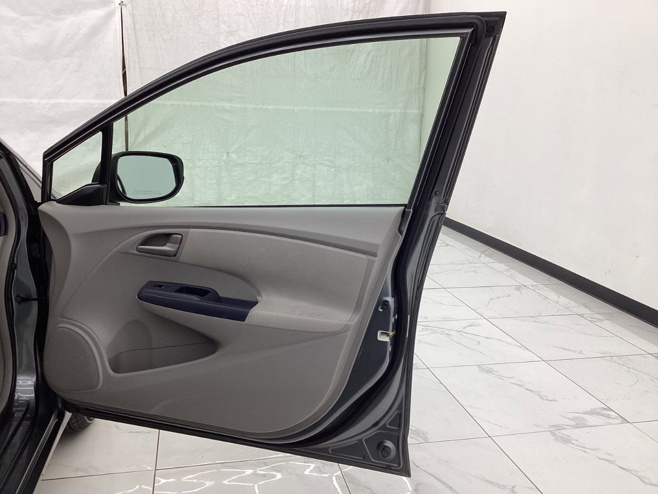 Used 2010 Honda Insight EX image 19