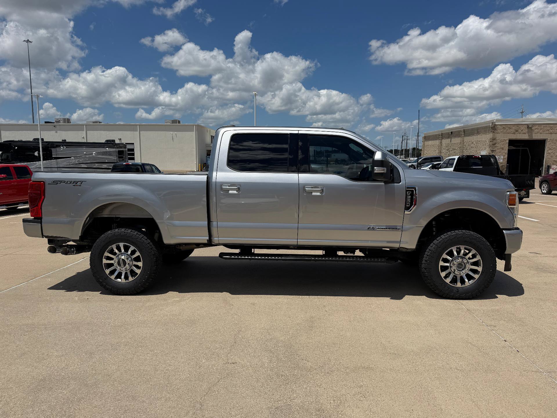 Used 2022 Ford F250 Lariat AWD/4WD image 4