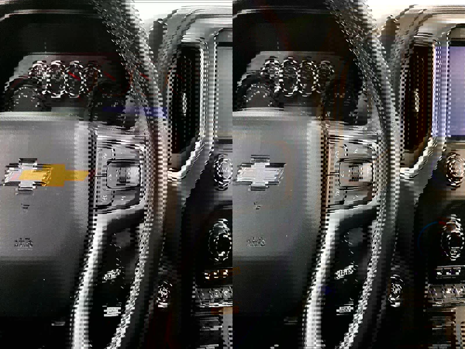 Used 2021 Chevrolet Silverado 1500 LTZ image 20