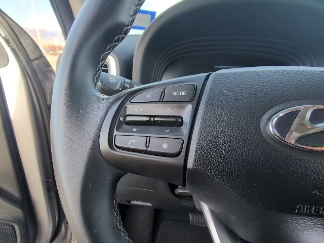 Used 2023 Hyundai Venue SEL w/ Cargo Package image 13