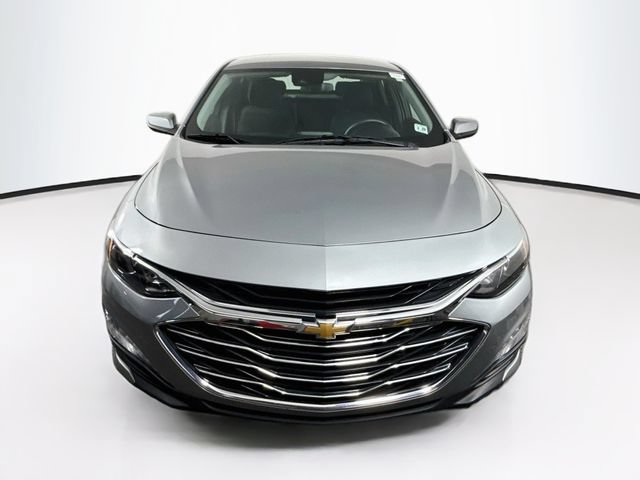 Used 2024 Chevrolet Malibu LT FWD image 2