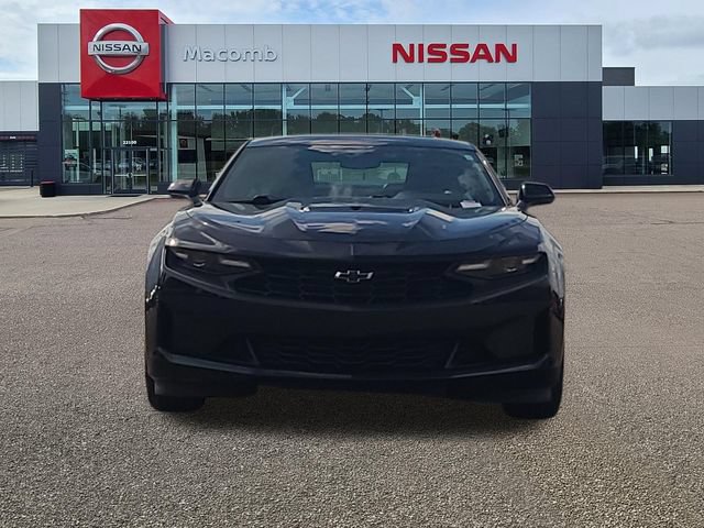 Used 2023 Chevrolet Camaro LT w/ Technology Package RWD image 2