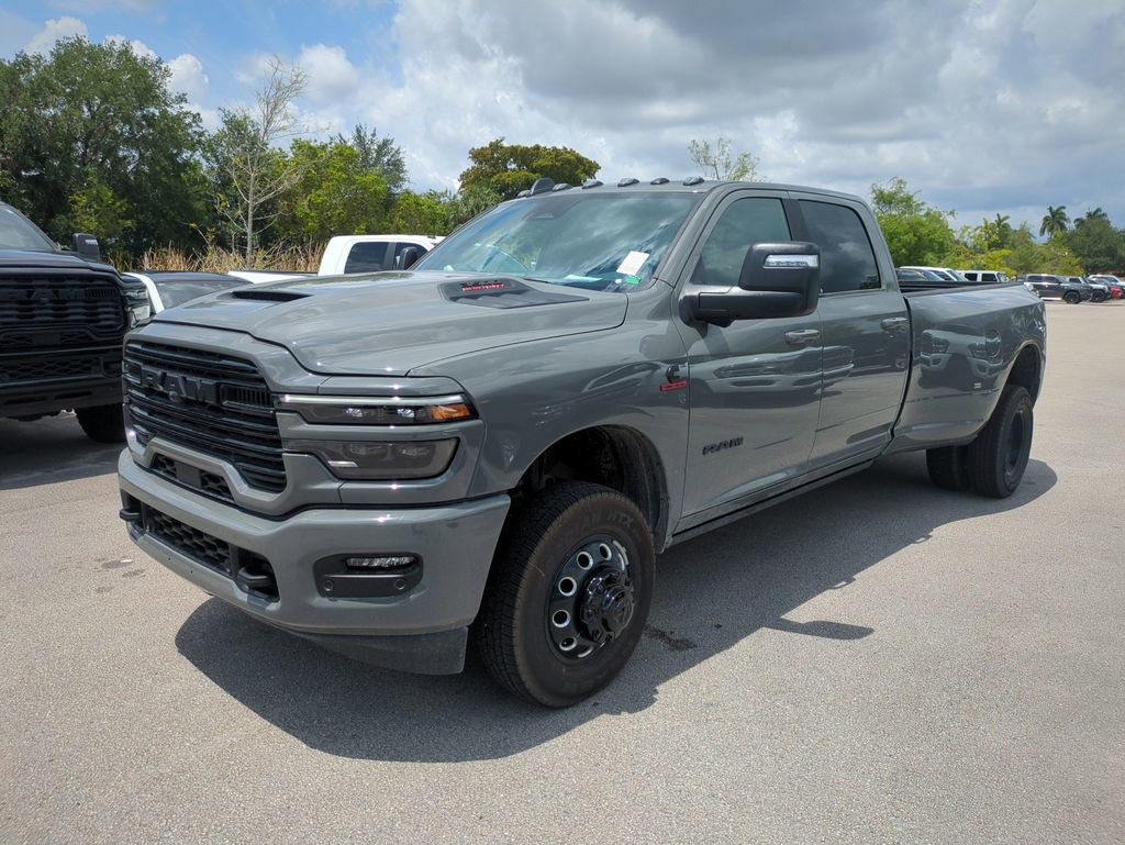 New 2026 RAM 3500 Laramie AWD/4WD image 9