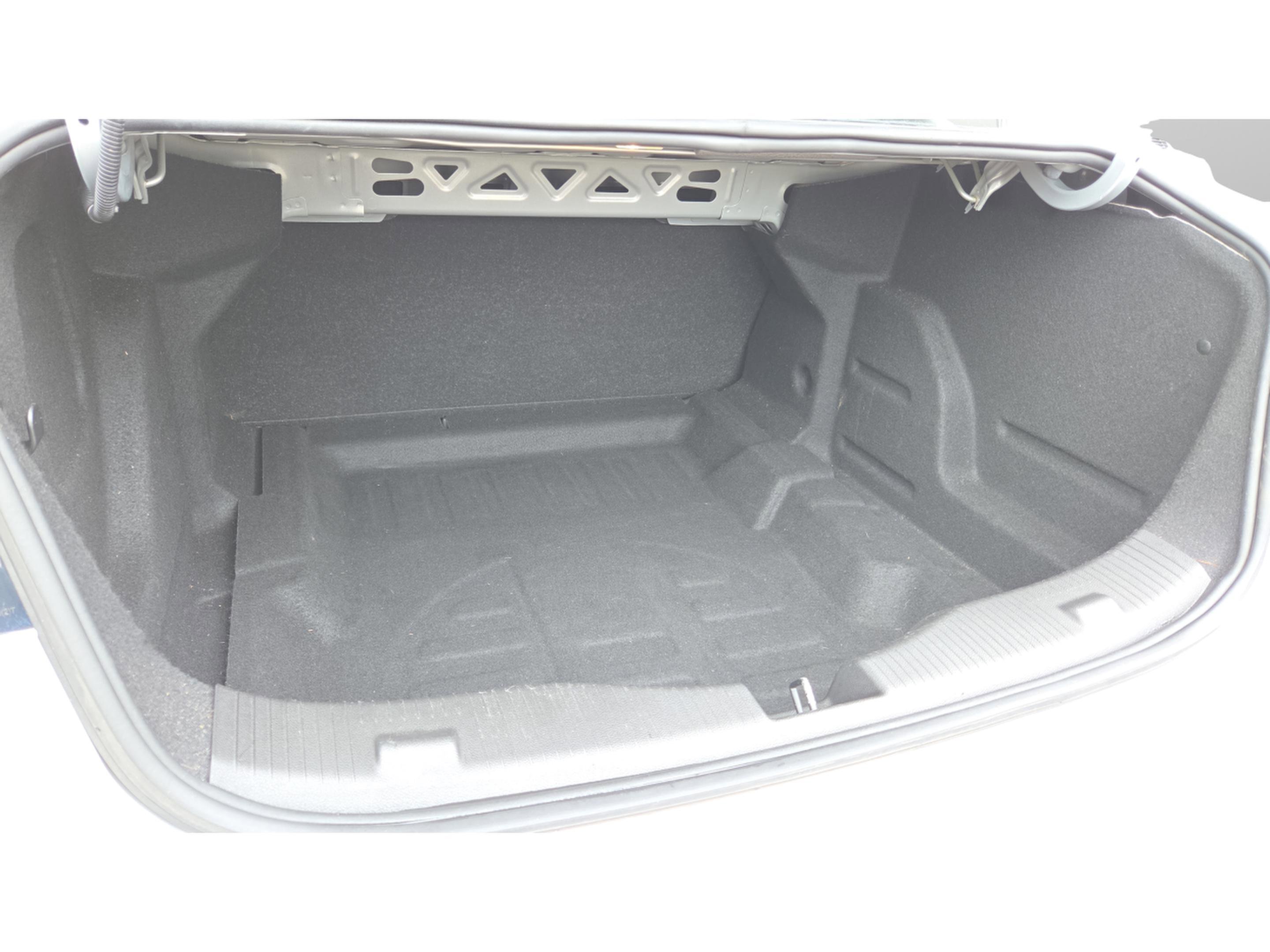 Used 2018 Chevrolet Cruze LS image 20