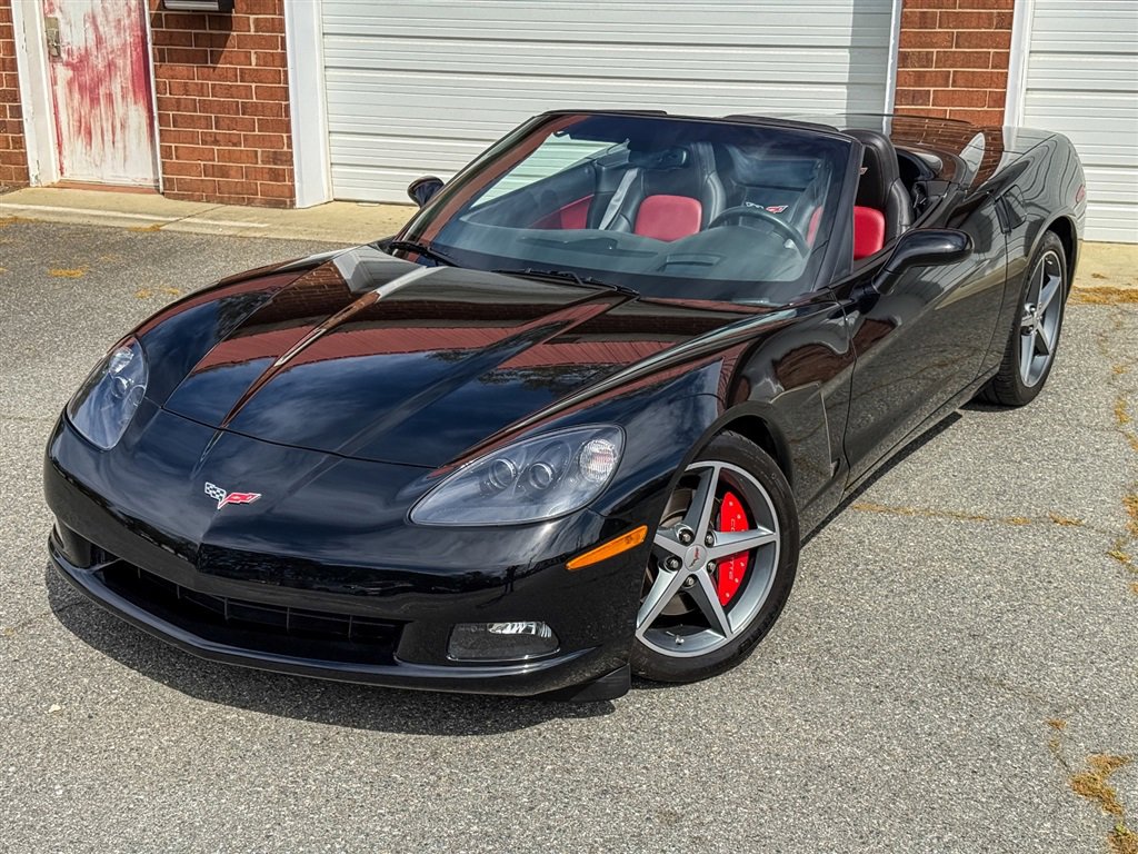 Used 2011 Chevrolet Corvette Convertible w/ Preferred Equipment Group image 10