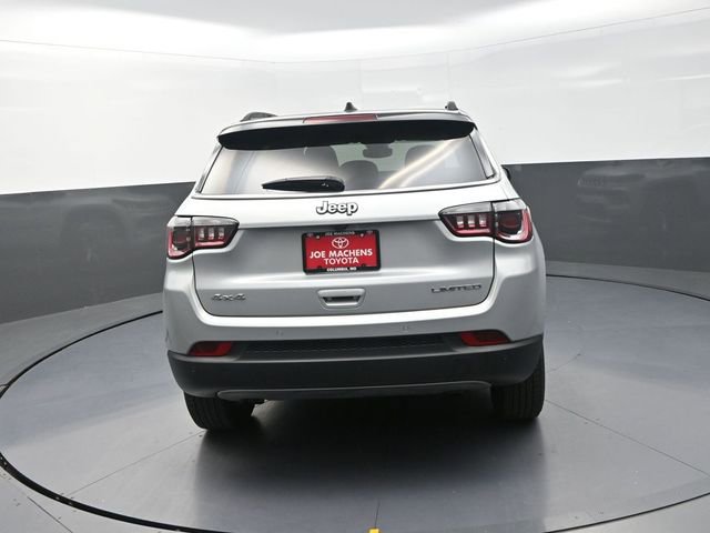 Used 2024 Jeep Compass Limited AWD/4WD image 7