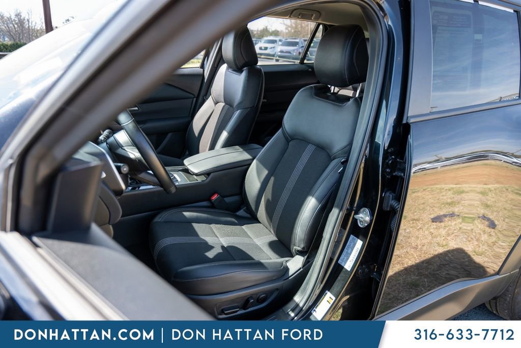 Used 2025 MAZDA CX-50 AWD 2.5 S w/ Preferred Package image 4