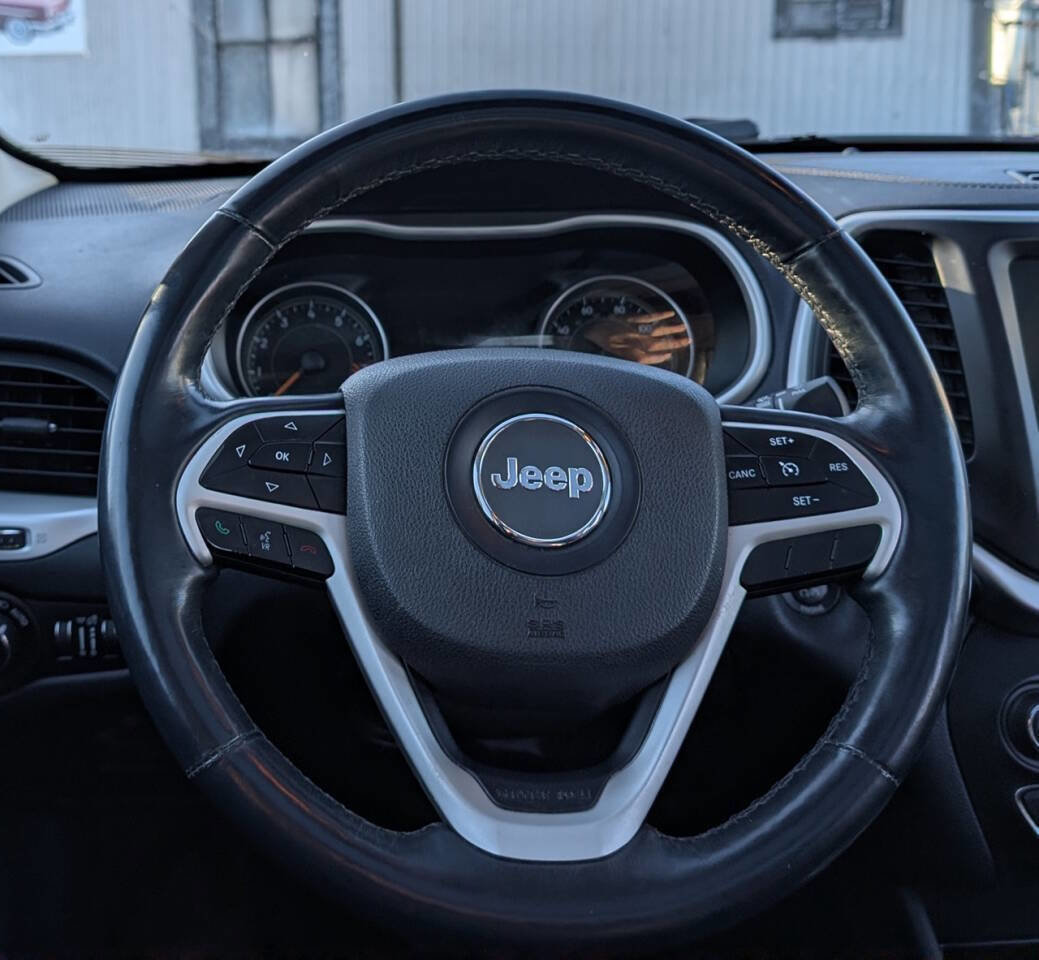 Used 2015 Jeep Cherokee Limited w/ Luxury Group image 21