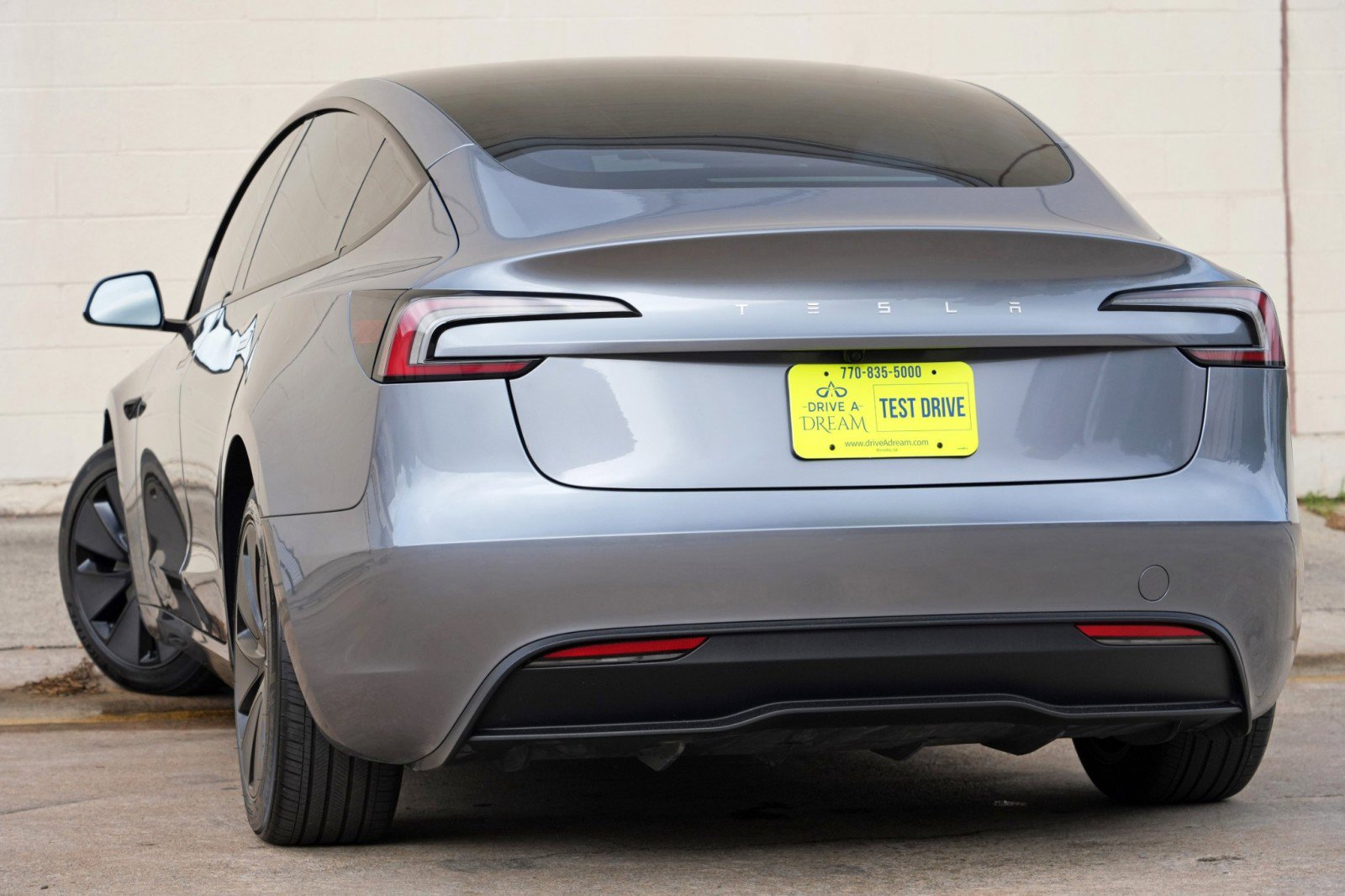 Used 2025 Tesla Model 3 RWD image 6