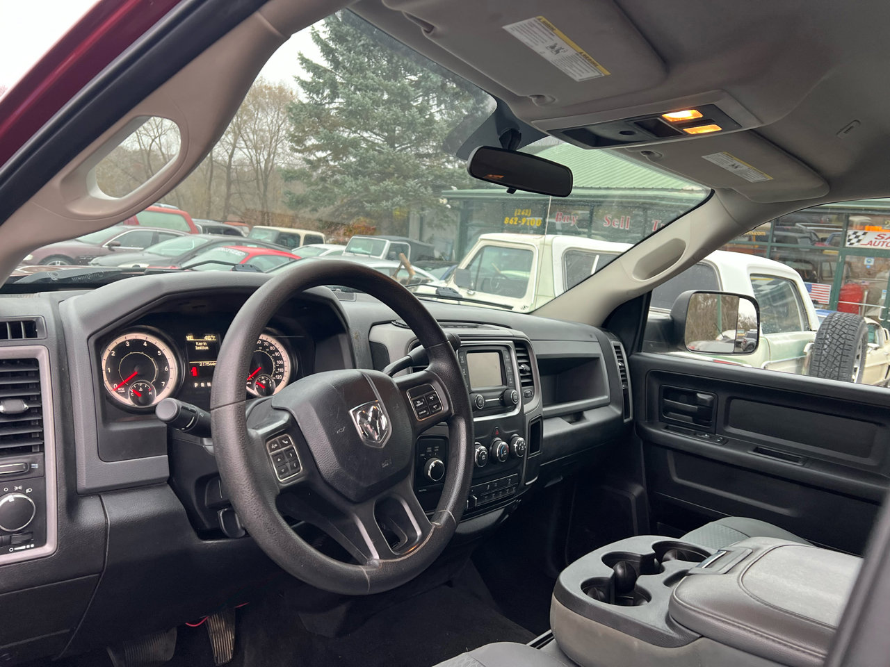 Used 2017 RAM 2500 Tradesman w/ Chrome Appearance Group image 6