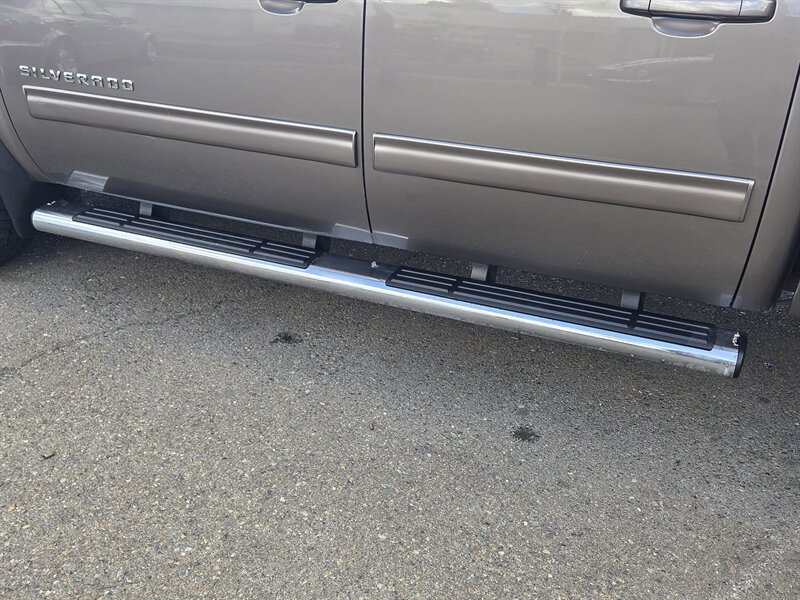 Used 2013 Chevrolet Silverado 1500 LTZ w/ LTZ Plus Package AWD/4WD image 8