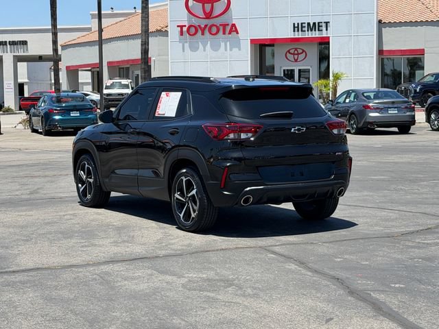 Used 2023 Chevrolet TrailBlazer RS w/ Sun and Liftgate Package FWD image 8