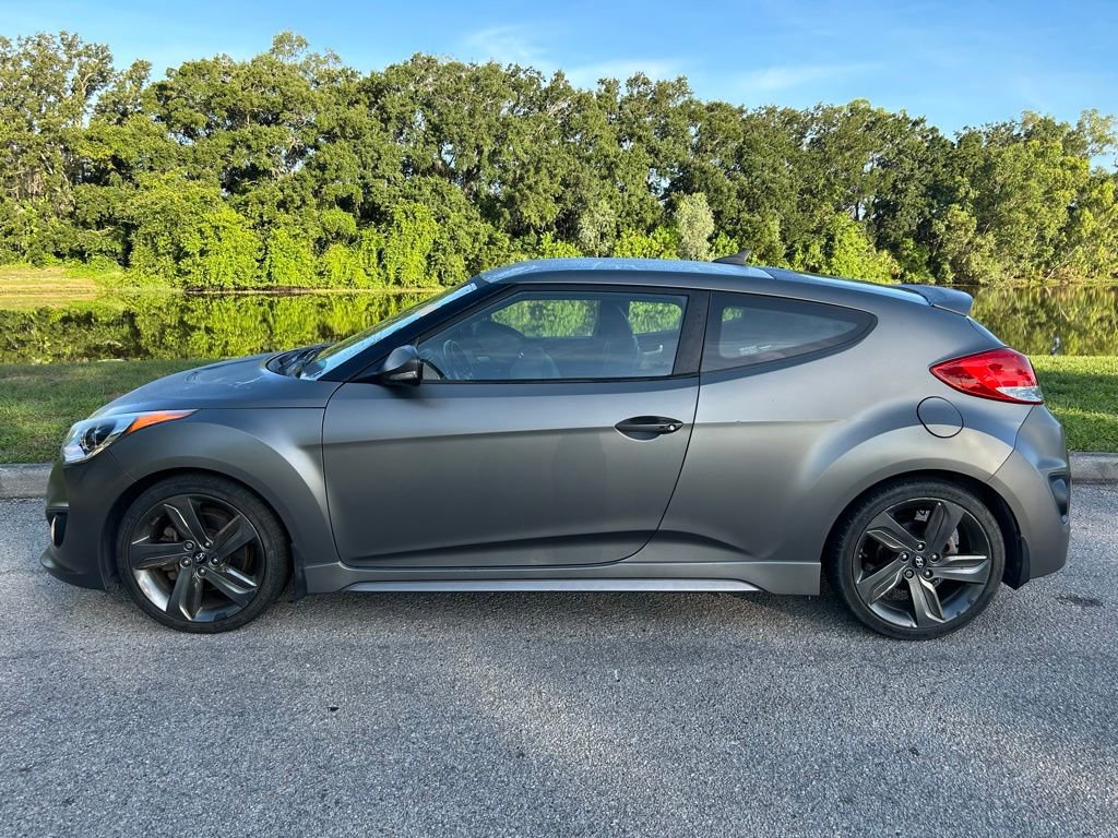 Used 2015 Hyundai Veloster Turbo FWD image 3