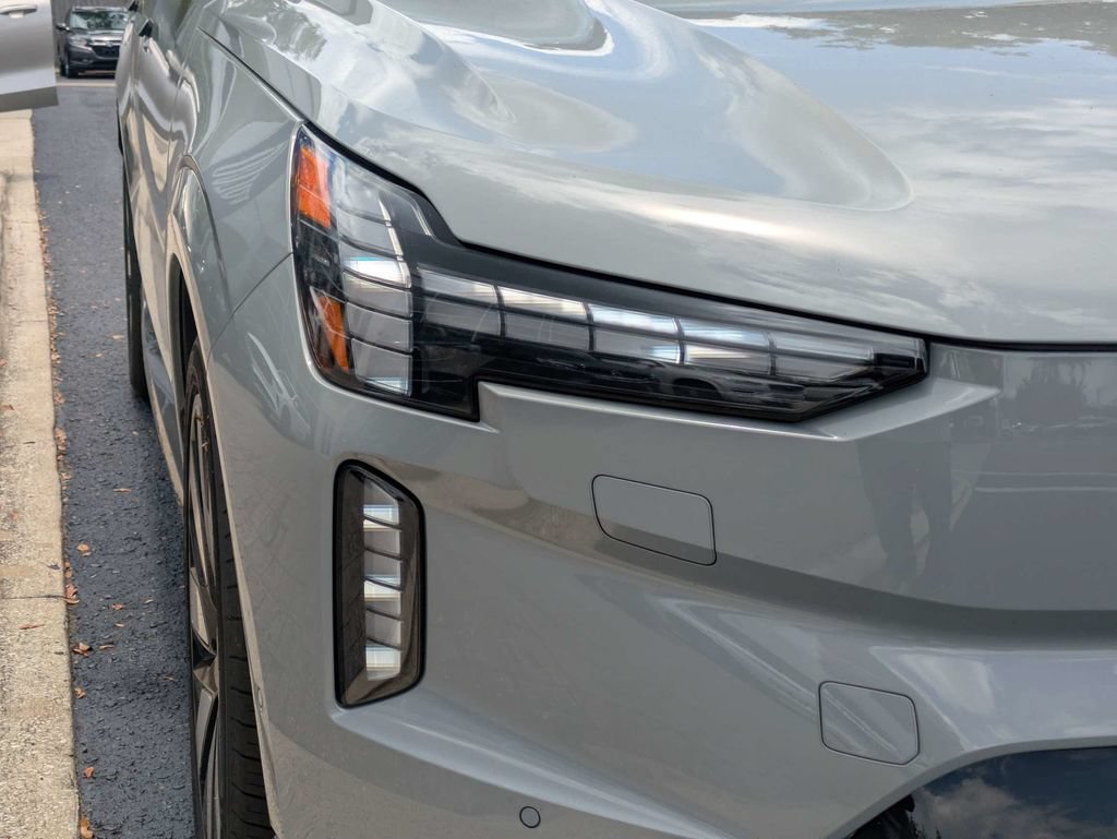 Certified 2025 Volvo EX90 Ultra AWD/4WD image 10