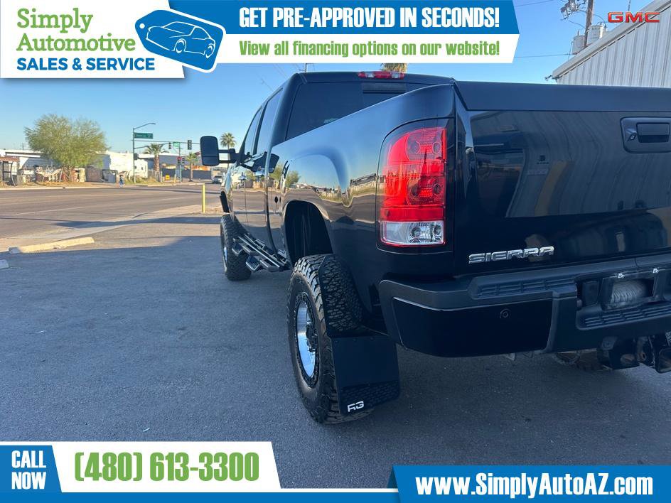 Used 2013 GMC Sierra 2500 Denali w/ Suspension Package, Off-Road image 11