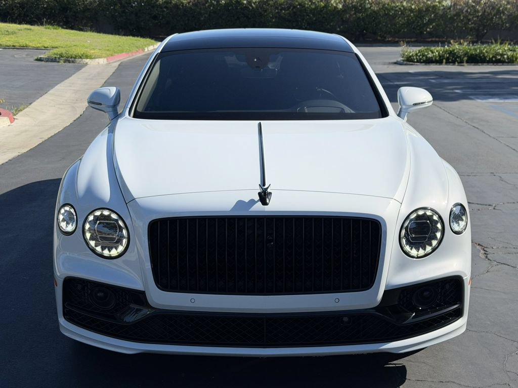 Used 2023 Bentley Flying Spur W12 AWD/4WD image 11