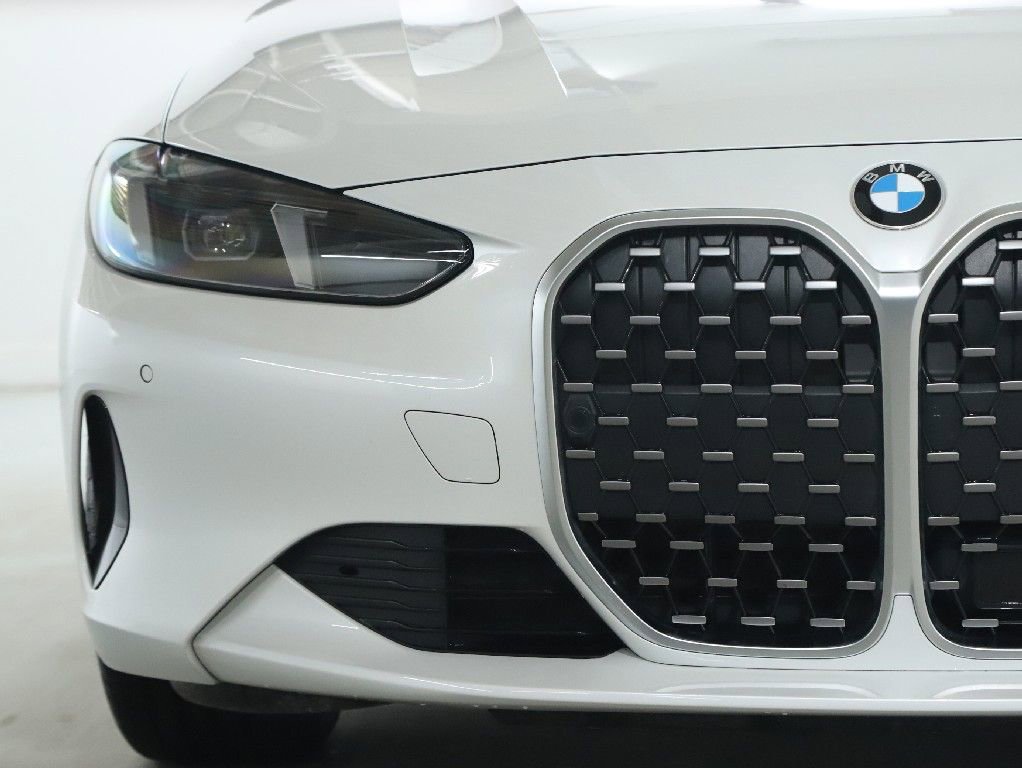 Certified 2026 BMW 430i xDrive Coupe w/ Driving Assistance Package image 7
