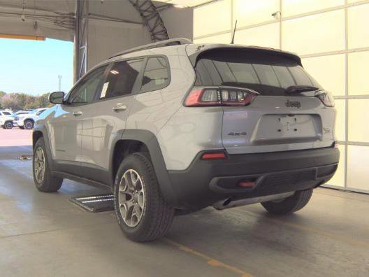 Used 2020 Jeep Cherokee Trailhawk AWD/4WD image 6