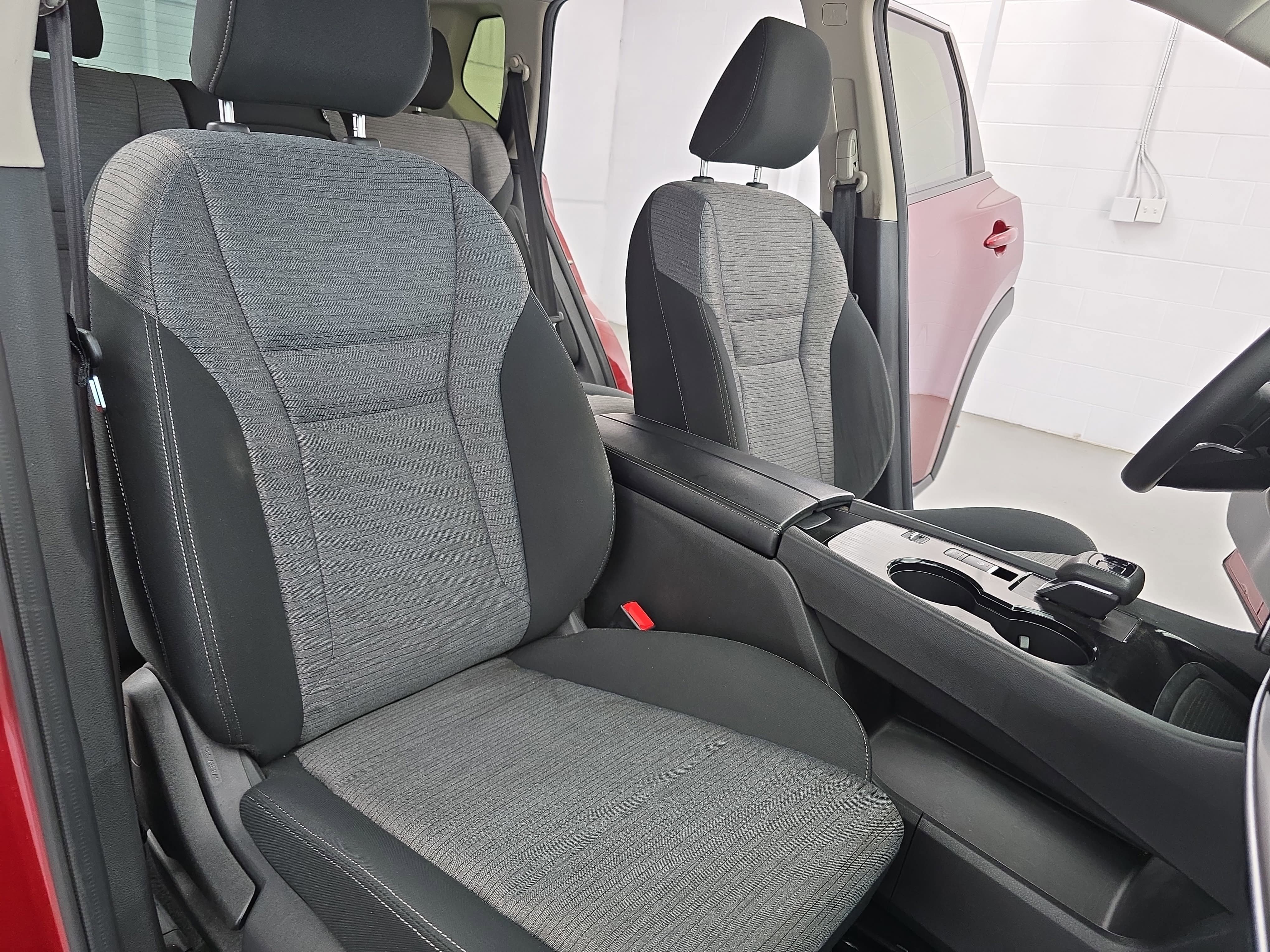 Certified 2023 Nissan Rogue SV FWD image 10