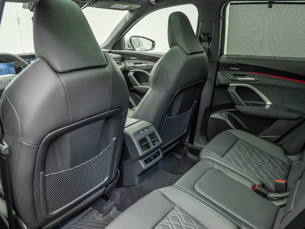 New 2026 Audi SQ5 Prestige AWD/4WD image 36